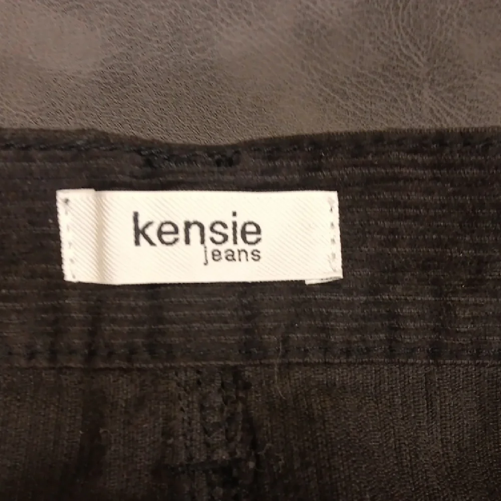 NWT! Kensie Black Button-Down A-Line Corduroy Skirt with Patch Pockets